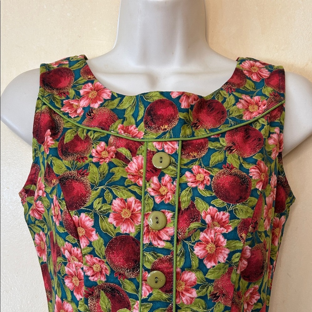 Retrolicious Elizabeth Swing Floral Button-Front Mini Dress size XS - Picture 3 of 12